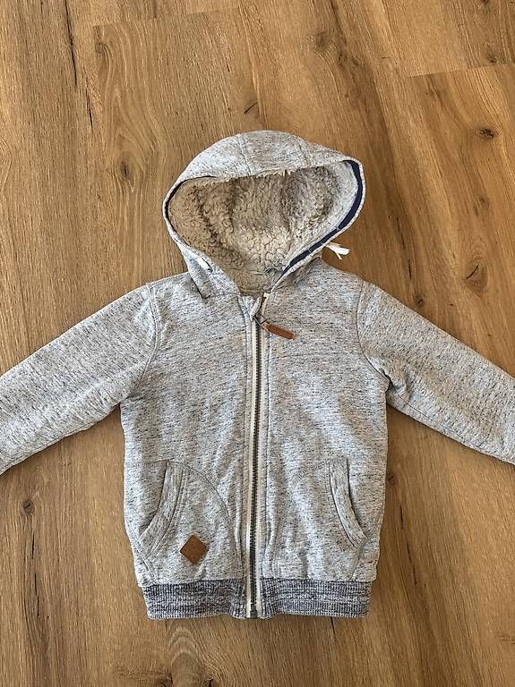 Pullover & Sweatshirts: Warmer Pullover Gr 98 – Gebraucht aus Schiers von ani_nd8h