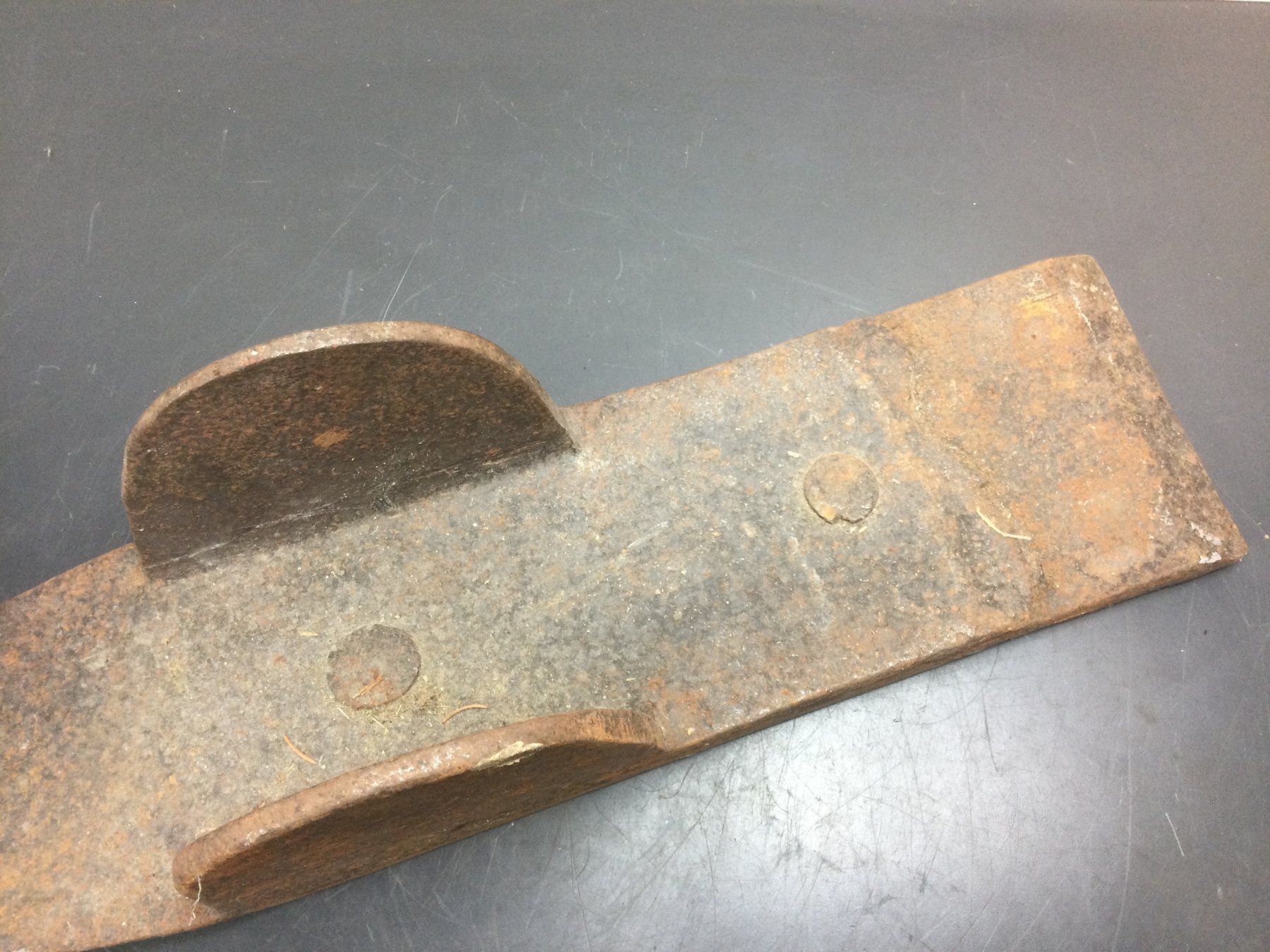 Werkzeuge: Antiker geschmiedeter grosser schwerer Radschuh – Gebraucht aus Wangen SZ von kuriosum12 4