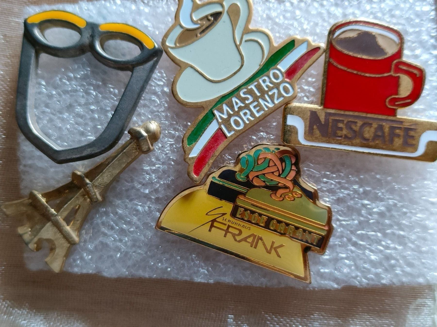 Placchette & Badge: Pins Kaffee – Usato da Brugg AG venduto da Mashaba 7