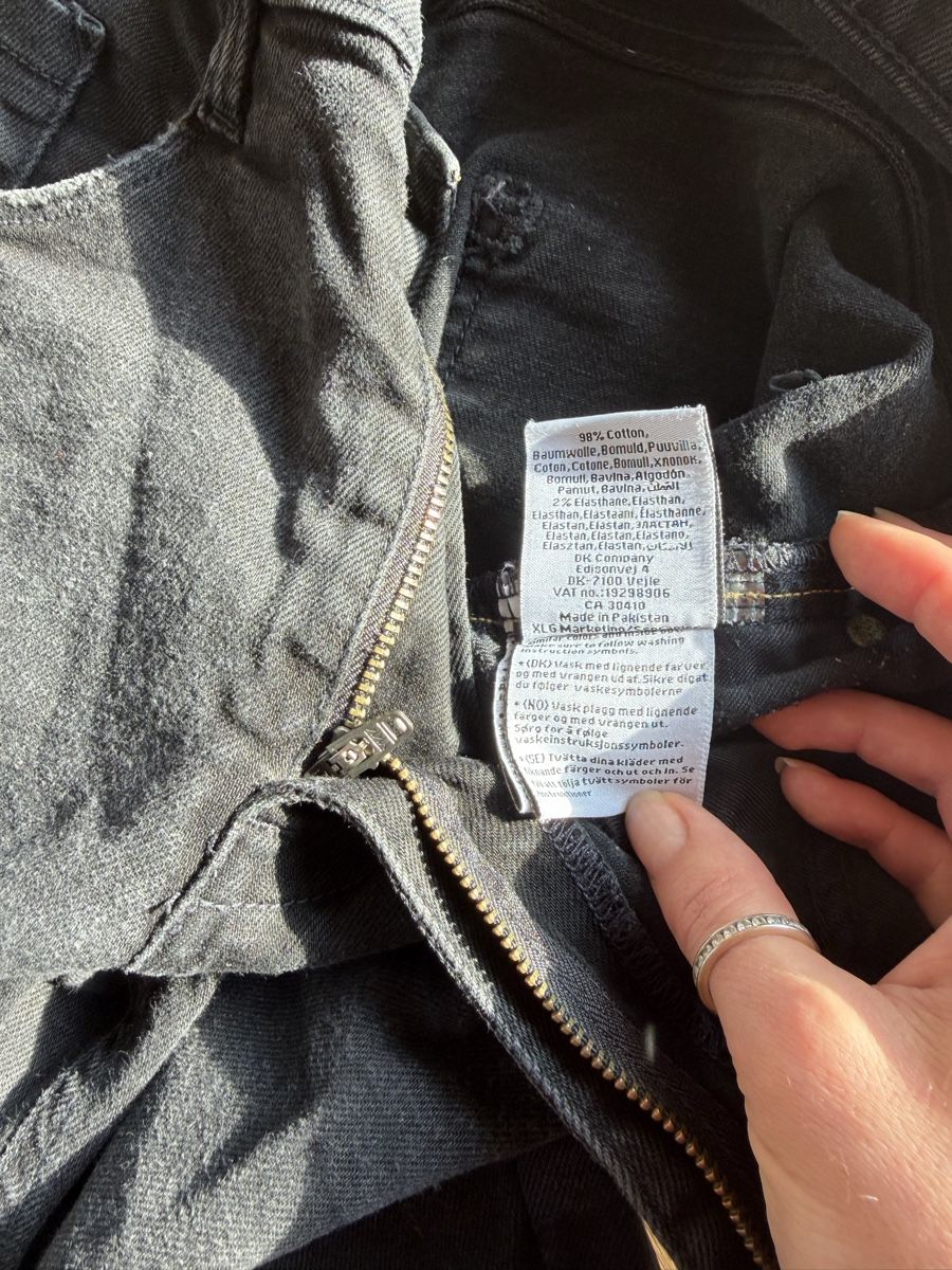 Jeans: Blend Shorts Denim Dark Grey - Medium  – Usato da Wetzikon ZH venduto da dor_rmq2 3