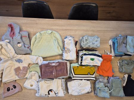 Babykleider Set, Grösse 56 (wenig Gr. 50)