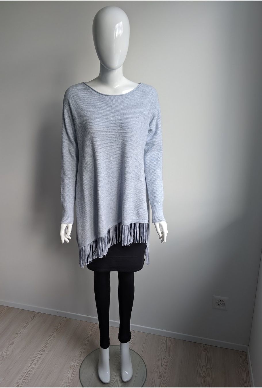 Pullover & Sweatshirts: Pullover hellblau – Gebraucht aus Schaffhausen von Catboot01 1