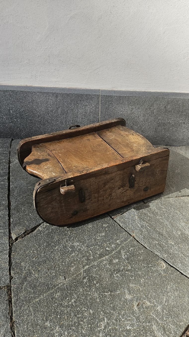 Tutte le decorazioni: Holzschlitten antik – Usato da Embrach venduto da coegli 1