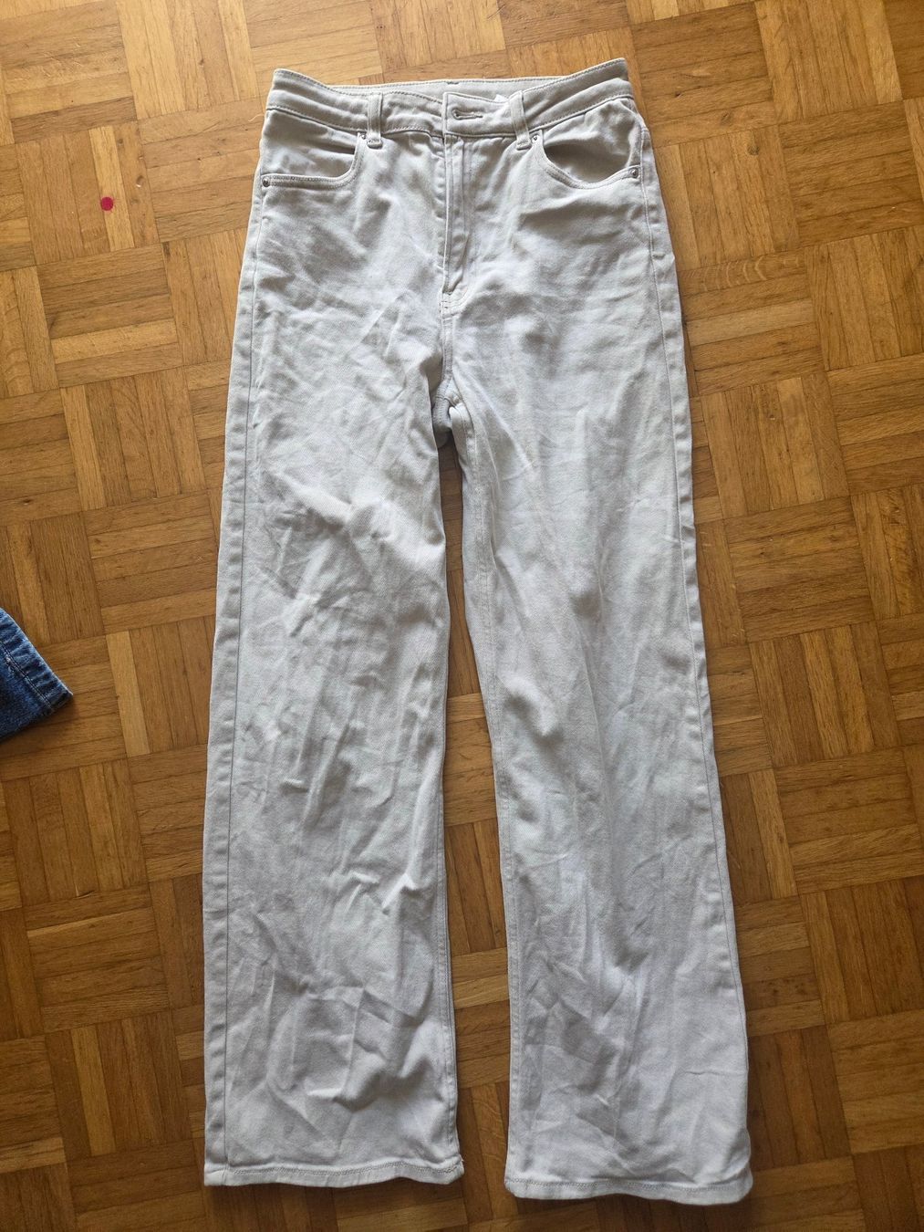 Pantaloni: 4 paar Hosen Gr. 36 – Usato da Basel venduto da grandfamily 1