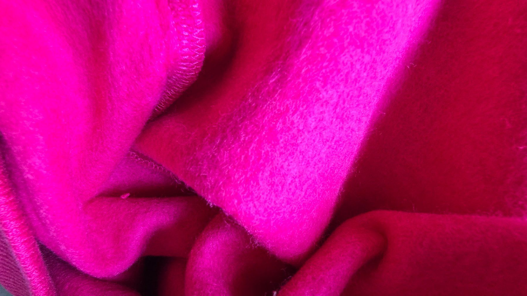 Pulls et sweat-shirts: Mädchen Pullover Pink Grösse 122 neu – Neuf avec emballage d'origine à Meggen par everydaysale 2