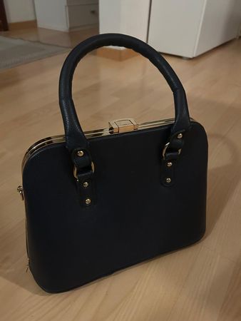 Damen Handtasche dunkelblau mit Bügelverschluss wie neu