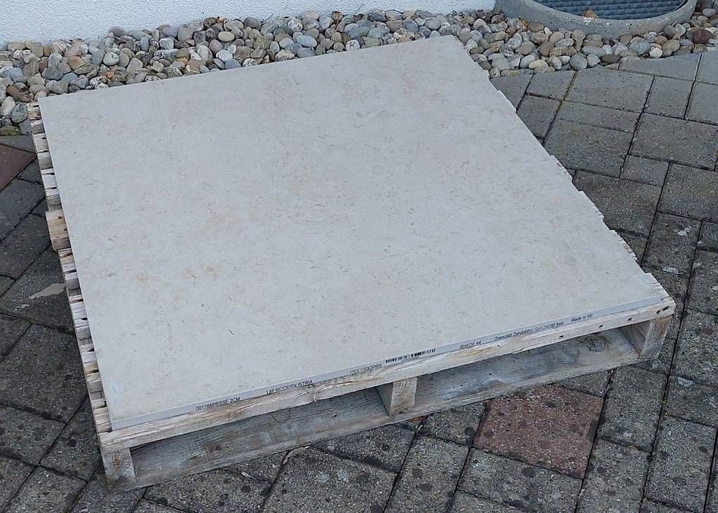Revêtements de sol: Gartenplatte 1x1m Feinsteinzeug neu – Neuf (Voir description) à Brittnau par Cgs128