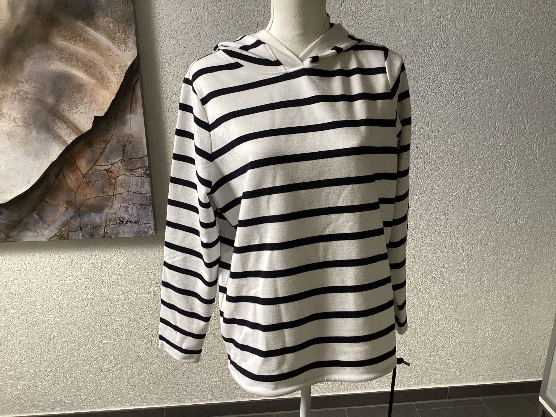Cecil Maglioni & Felpe: Cecil Kapuzenpullover gestreift marineblau weiss Gr. L – Usato da Homberg b. Thun venduto da Homata
