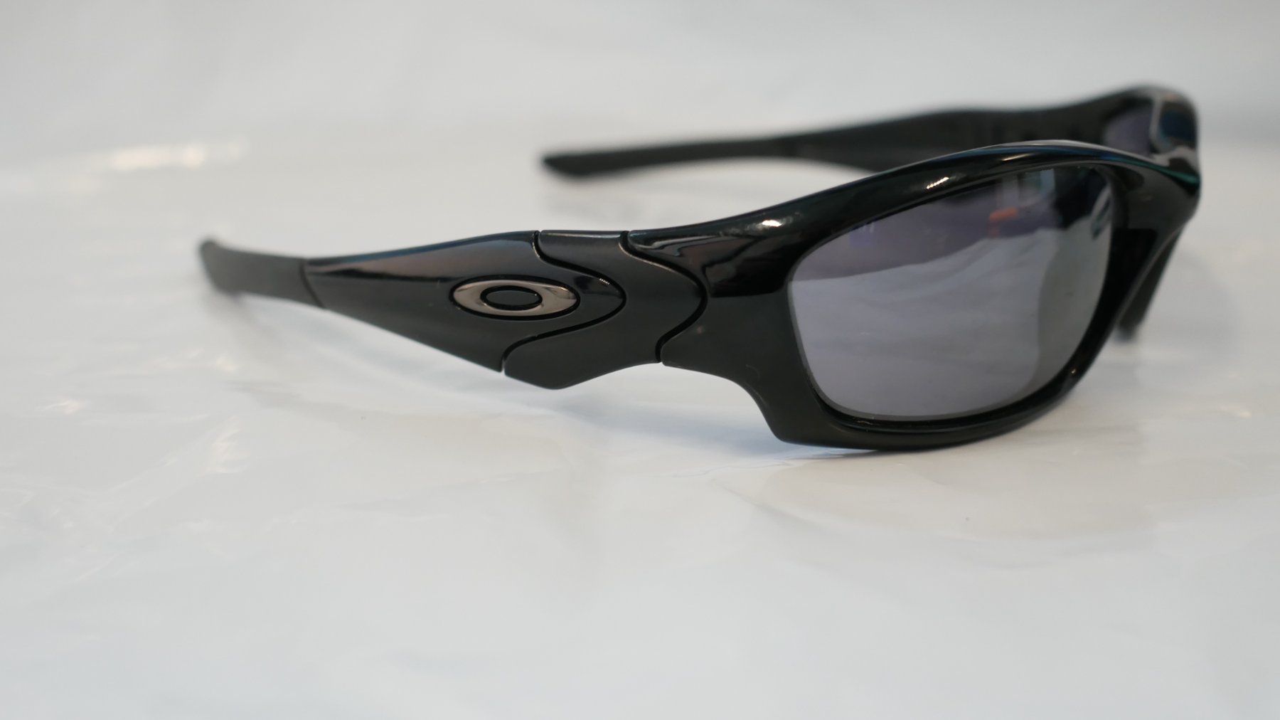 Oakley Occhiali & Lenti: Oakley Straight Jacket vintage – Usato da Biel/Bienne venduto da joka.zin