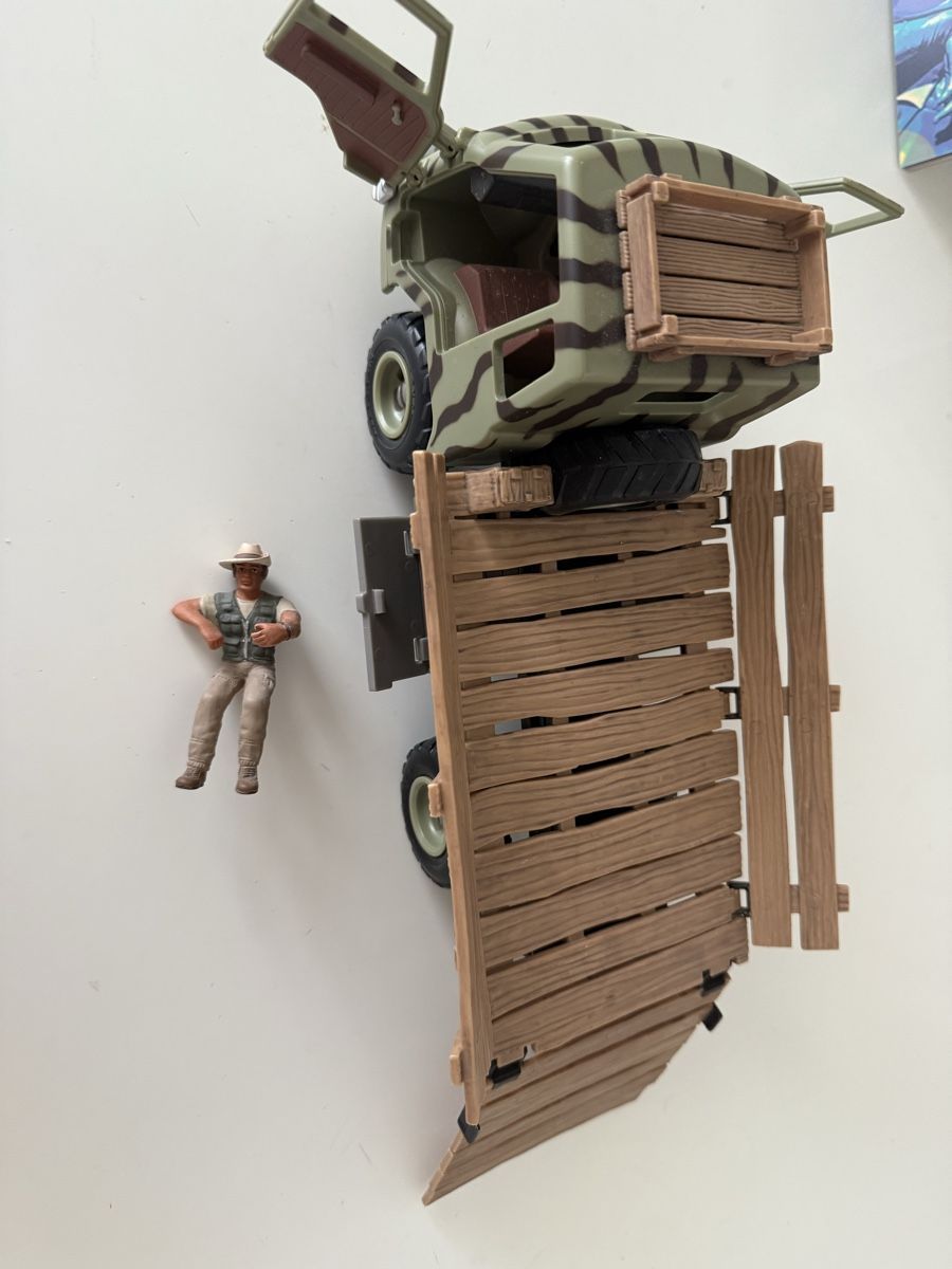Schleich Giocattoli: Schleich Safari Auto – Usato da Basel venduto da momo.st