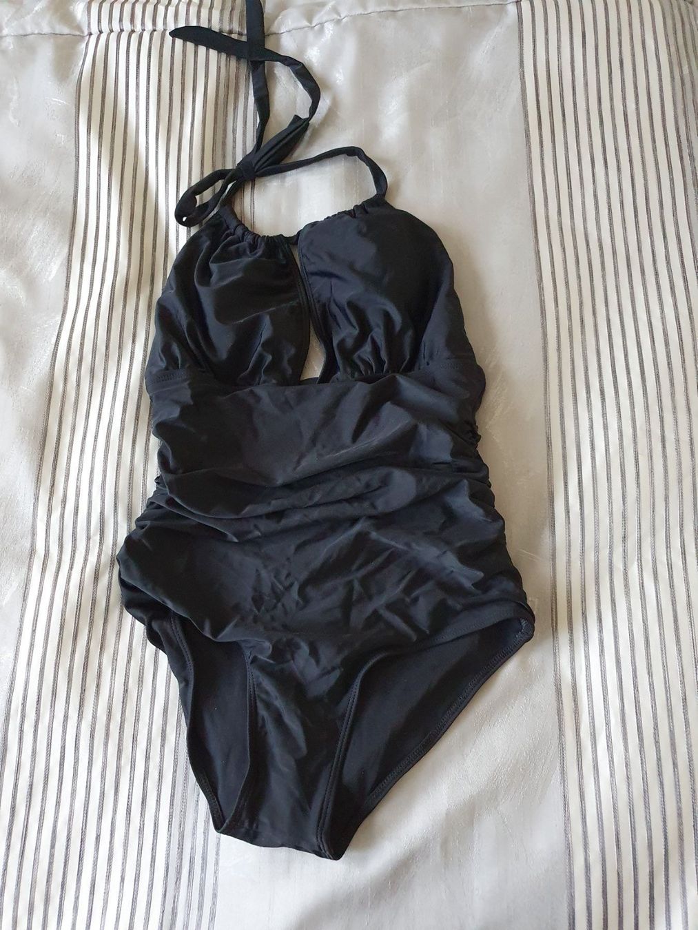 Costumi da bagno & Bikini: Badekleid – Nuovo (secondo la descrizione) da Zuchwil venduto da mag_mdx5