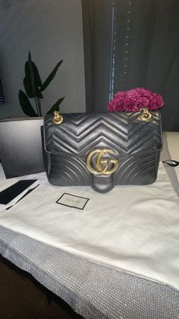 Gucci Marmont Medium 