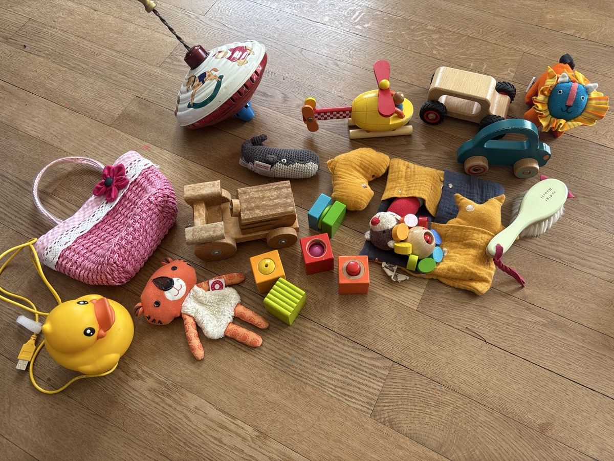 Giocattoli: Spielzeug-Mix für Kinder – Usato da Winterthur venduto da Pulator