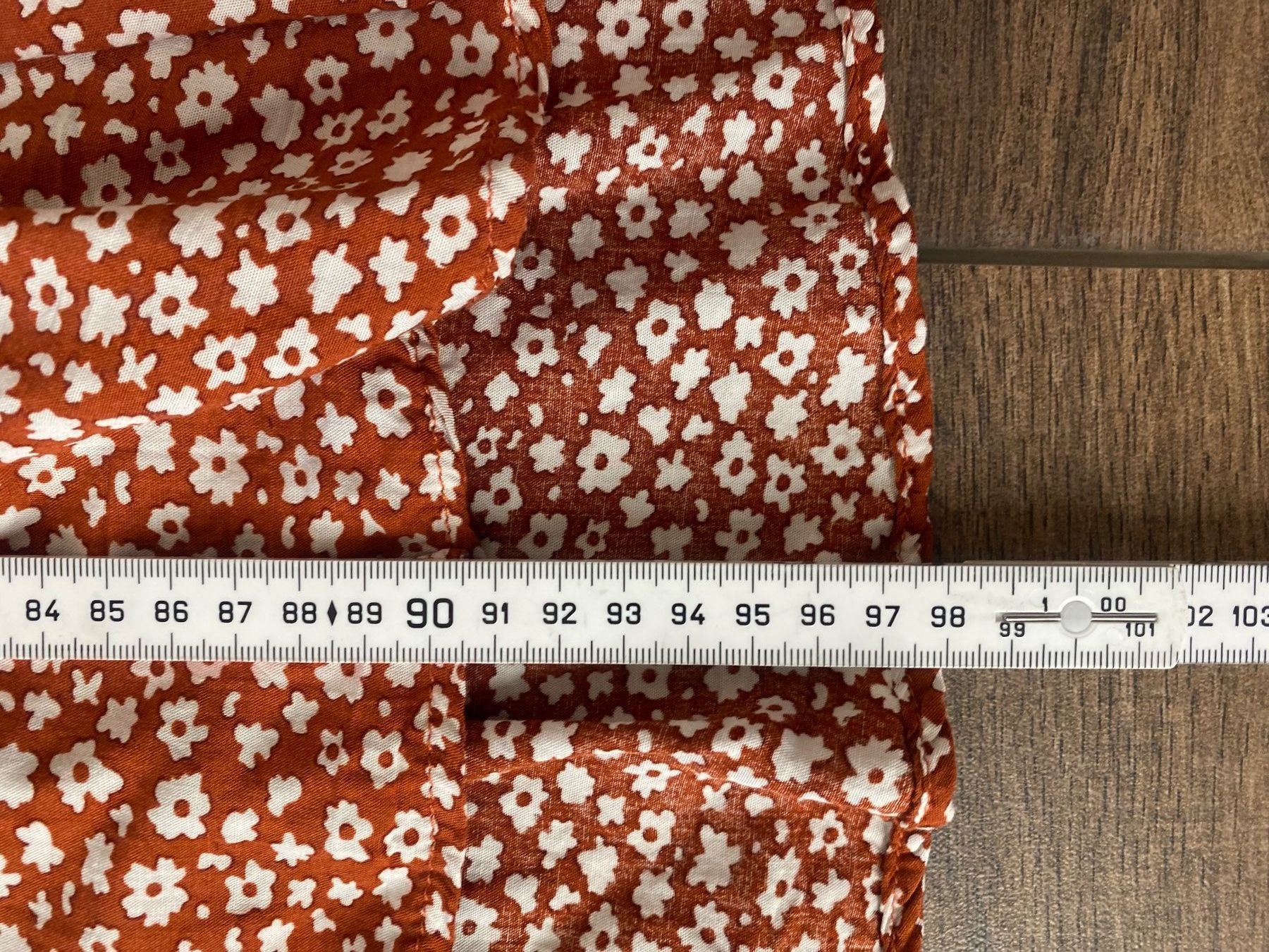 Shein Robes: Kleid leicht mit Blumenmuster Gr. 5XL / Gr. 48 – D'occasion à Pratteln par a23_j2gs 6