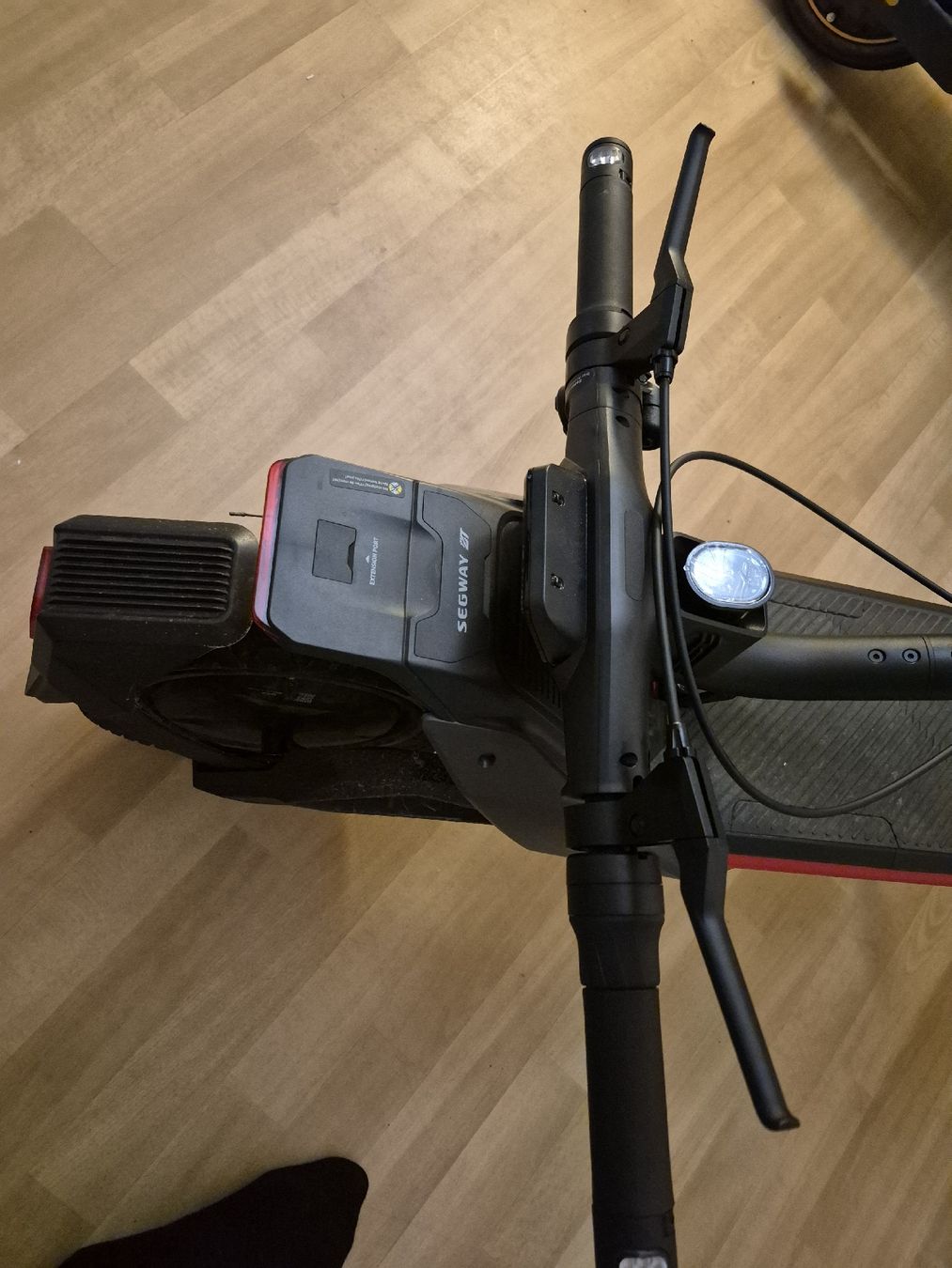 Segway Kickboard: 2 E trottis im Super Zustand. – Neu (gemäss Beschreibung) aus Dielsdorf von BARDARRU 1