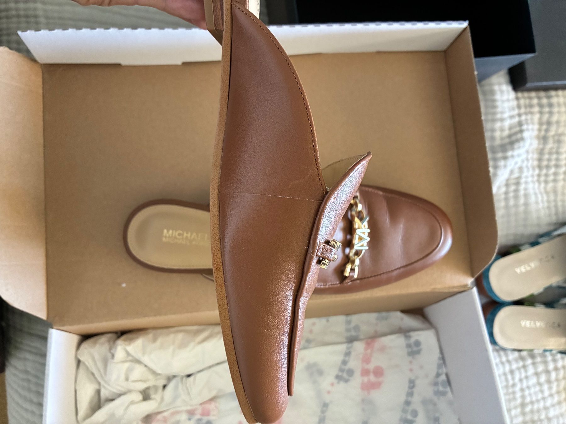 Michael Kors Chaussures femmes: Michael Kors Mules brown leather – D'occasion à Mont-sur-Rolle par Rozsnora 4
