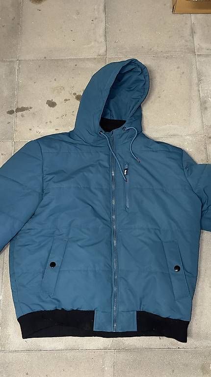 Giacche: Winterjacke zu Verkaufen – Usato da Luterbach venduto da Michel-2002
