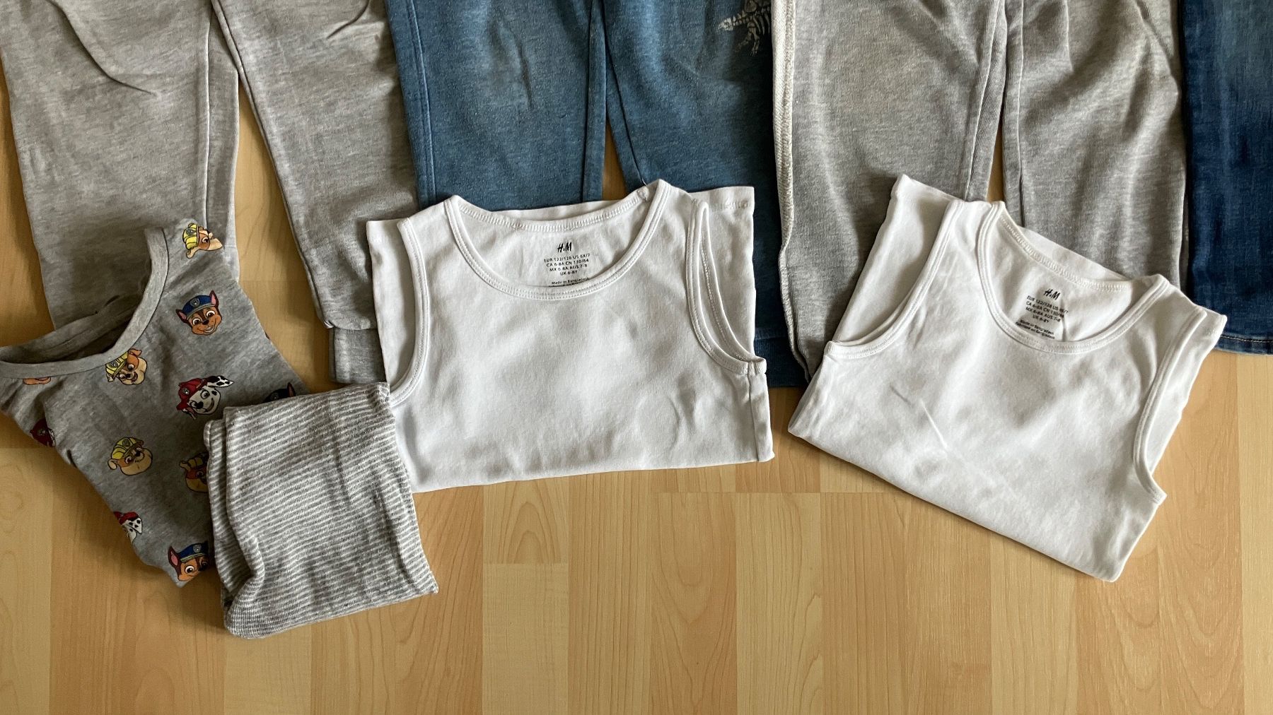 Lotti & Set di vestiti: Kleiderpaket 122 (5) – Usato da Niederglatt ZH venduto da boeca82 3