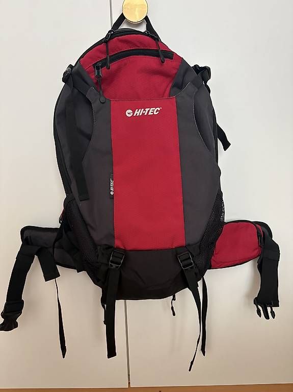 Zaini: Sac à dos de randonnée 35L – Usato da Martigny venduto da ritonlgazon