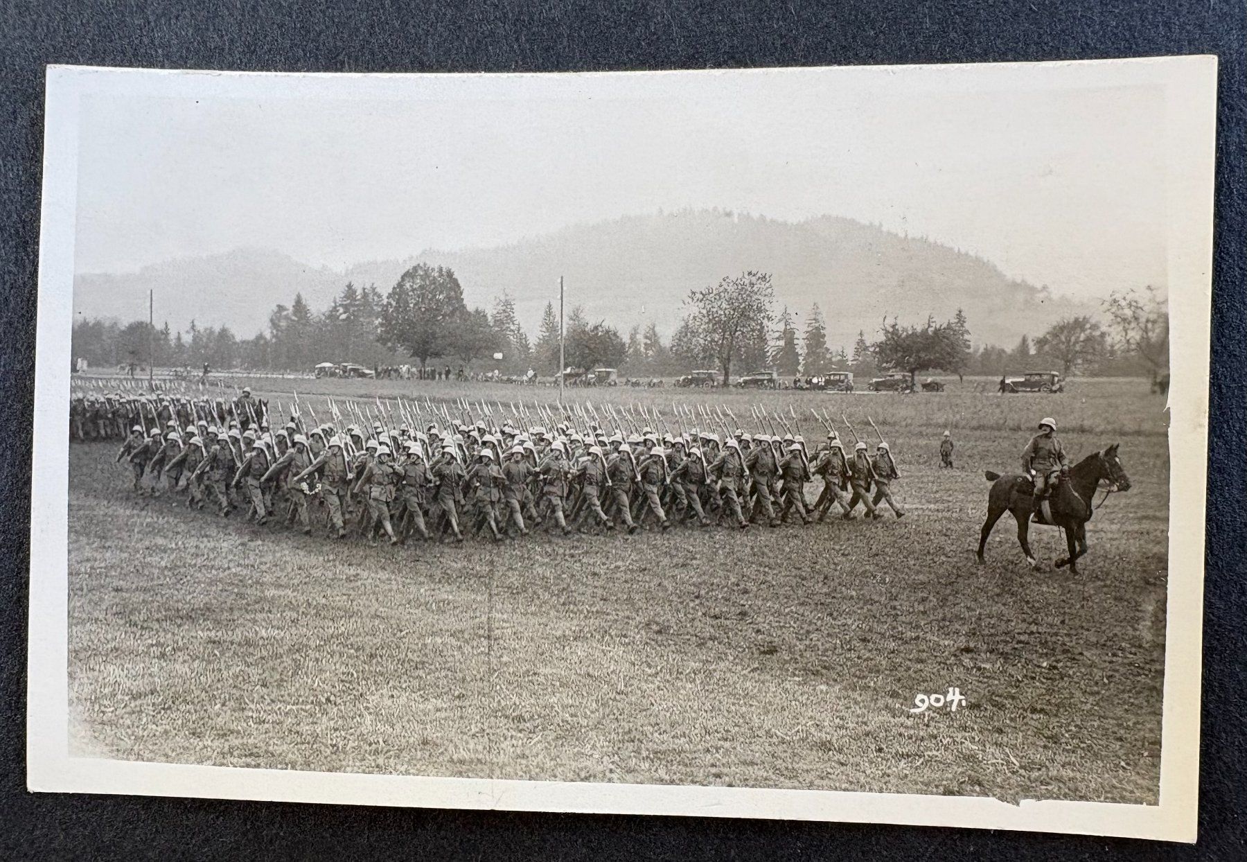 Armée suisse Armes blanches: ANSICHTSKARTE SCHWEIZER BATTAILLON ODER REGIMENT IM FELDE – D'occasion à Ostermundigen par crazy-horse-1840