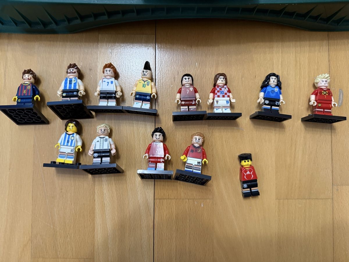 Lego Giocattoli: LEGO Sports 3569, Grosse Fussball Arena – Usato da Schwyz venduto da Aasterix 2