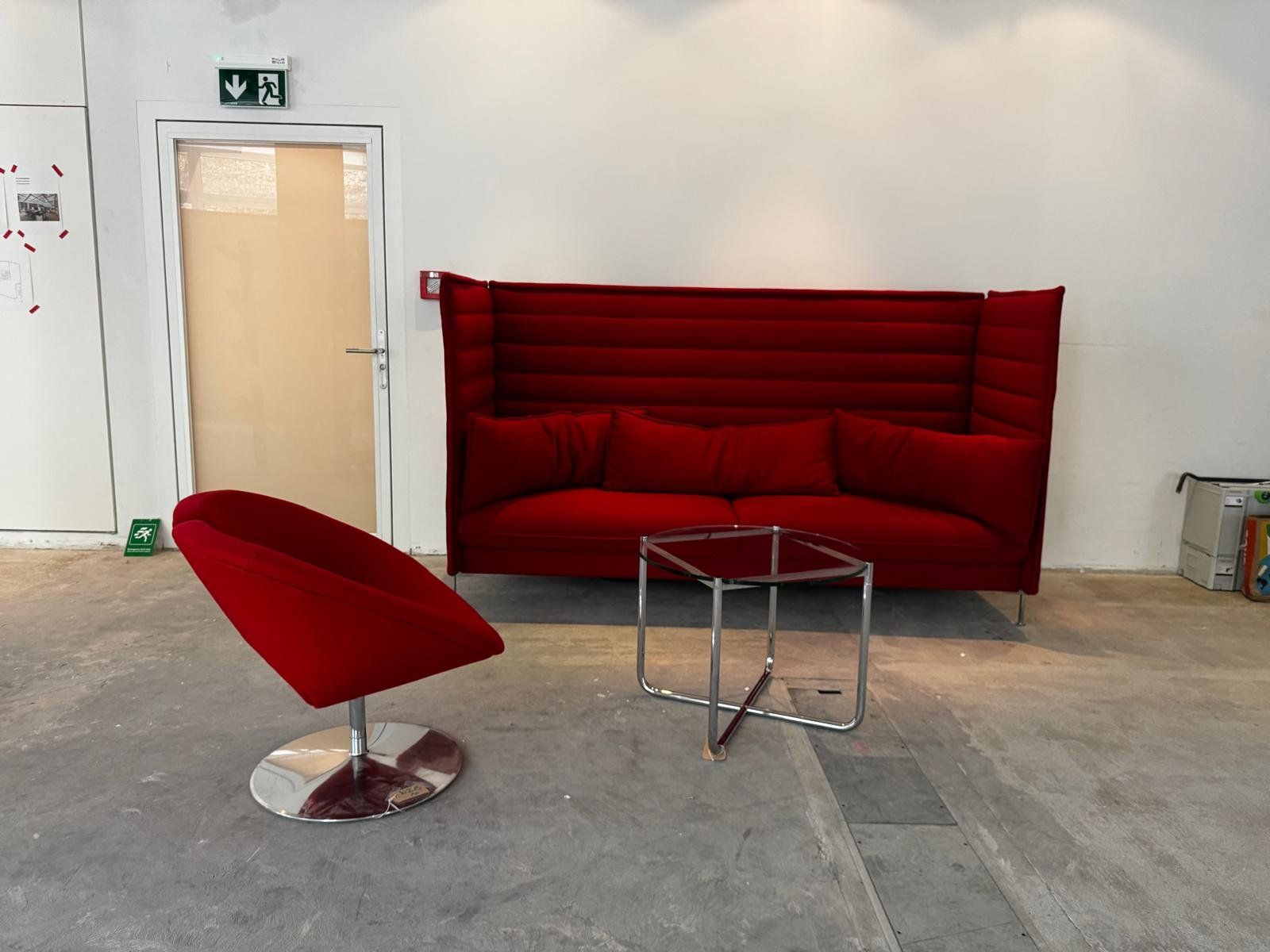 Vitra Sofas: Vitra Alcove 3er Sofa Rot – Gebraucht aus Zürich von Zapro 4
