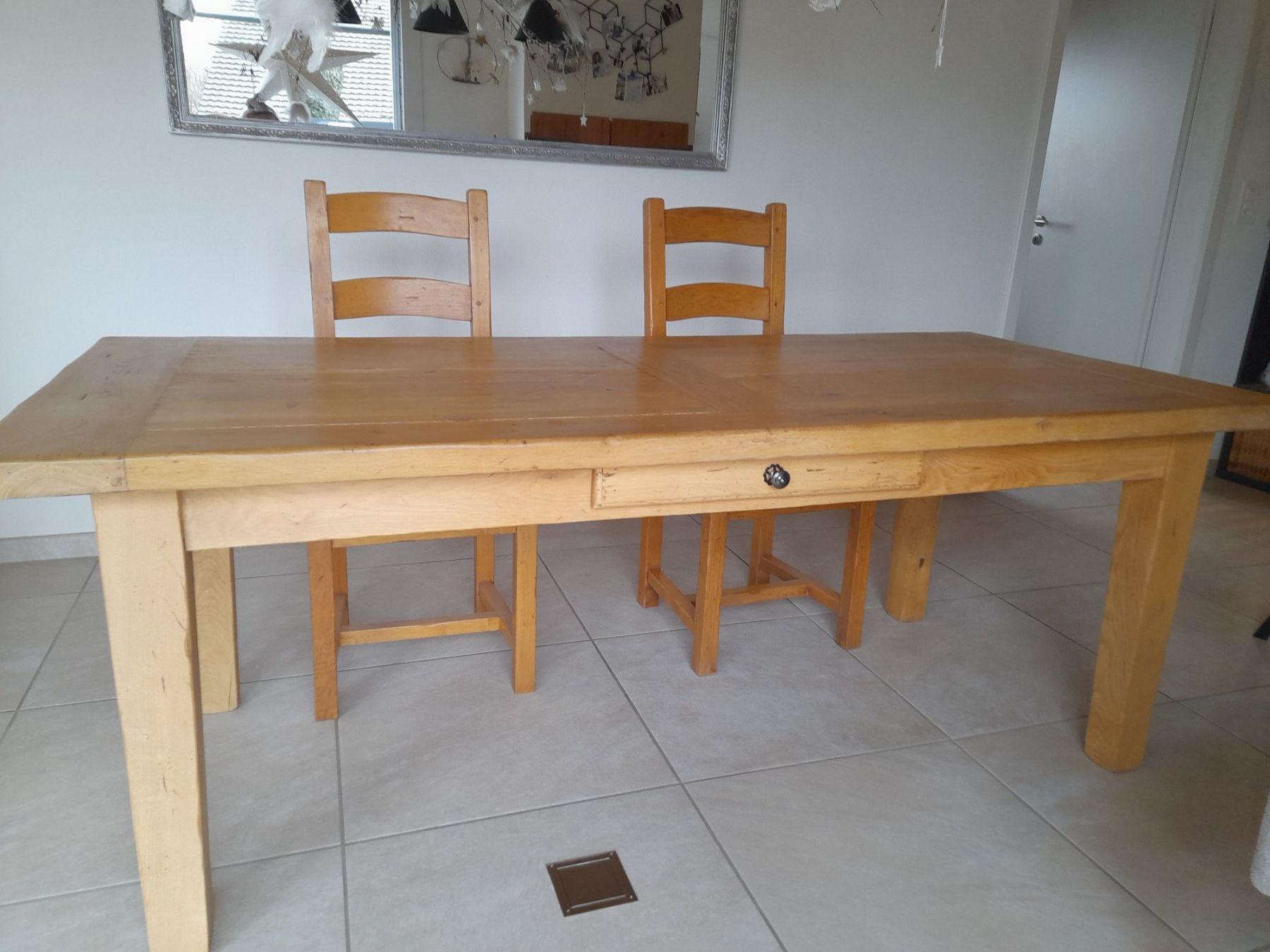 Tavoli: Table de salle à manger en bois massif – Usato da Cheyres venduto da asn_6nlj 4
