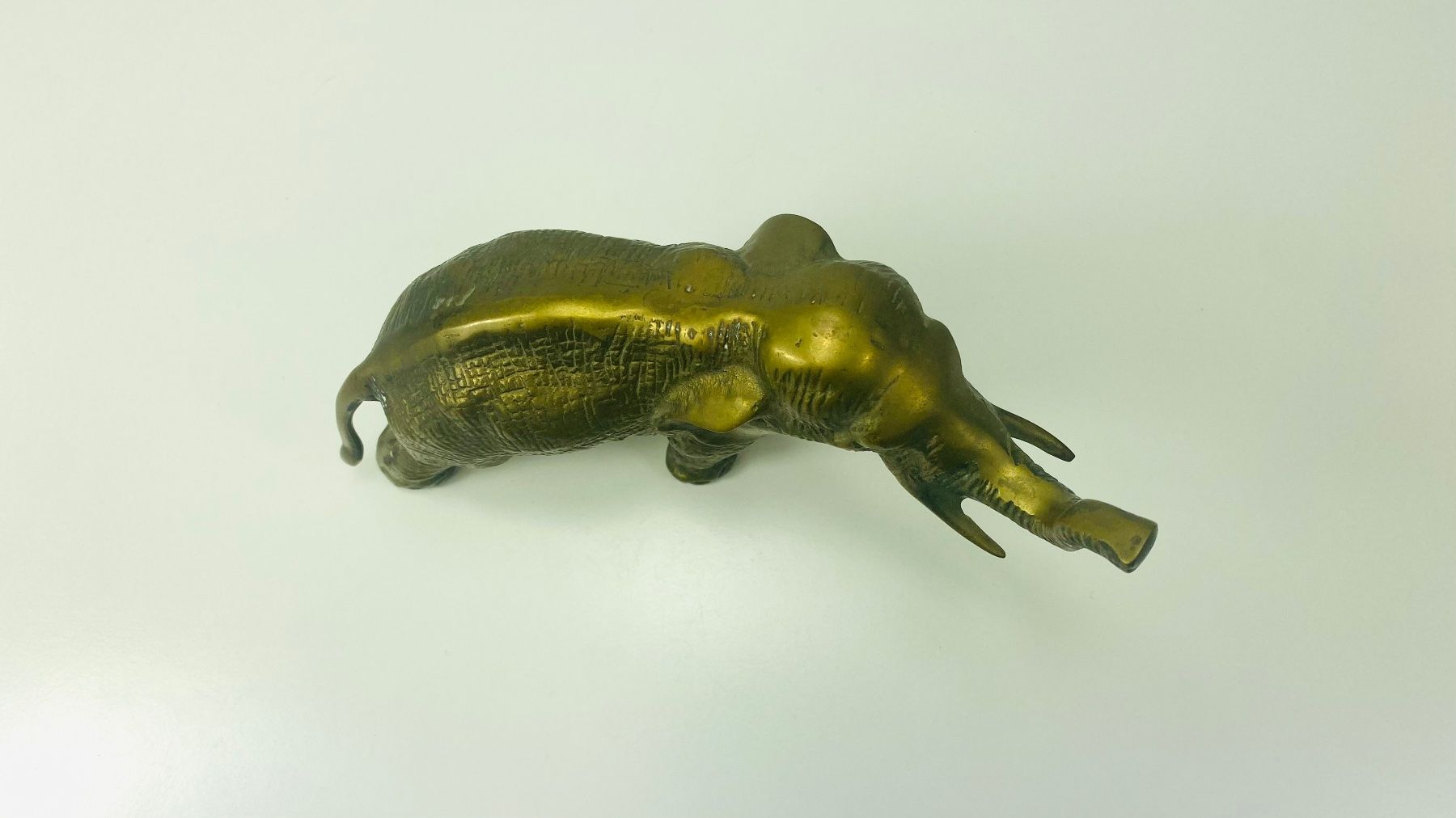 Figuren: Elefantenfigur mit erhobenem Rüssel - Messing -Glücksbringer – Gebraucht aus Zürich von Arche_Brockenhaus 5