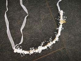 Haarschmuck mit Perlen