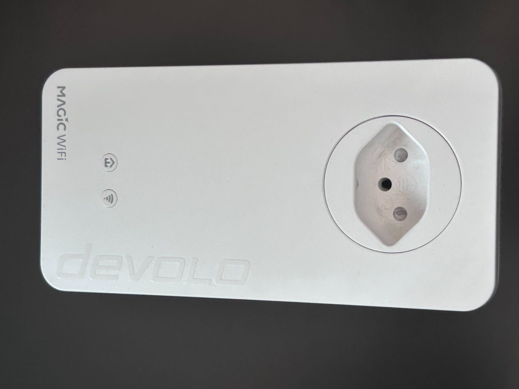Devolo Wlan: Devolo Magic 2 WiFi 2-1 – CPL + WiFi Mesh – Gebraucht aus Genève von Fastbozzo