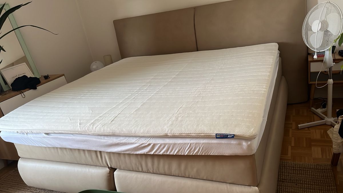 Matratzen: Neuwertiger Boxspringbett-Topper 2x2 m – Neu (gemäss Beschreibung) aus Basel von jul_886g