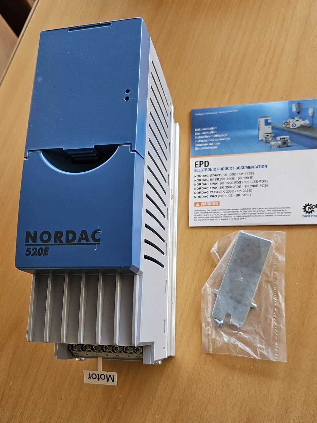 Wechselrichter: Frequenzumrichter NORDAC PRO SK 520E mit Control Panel – Gebraucht aus Oftringen von Dinu10 1