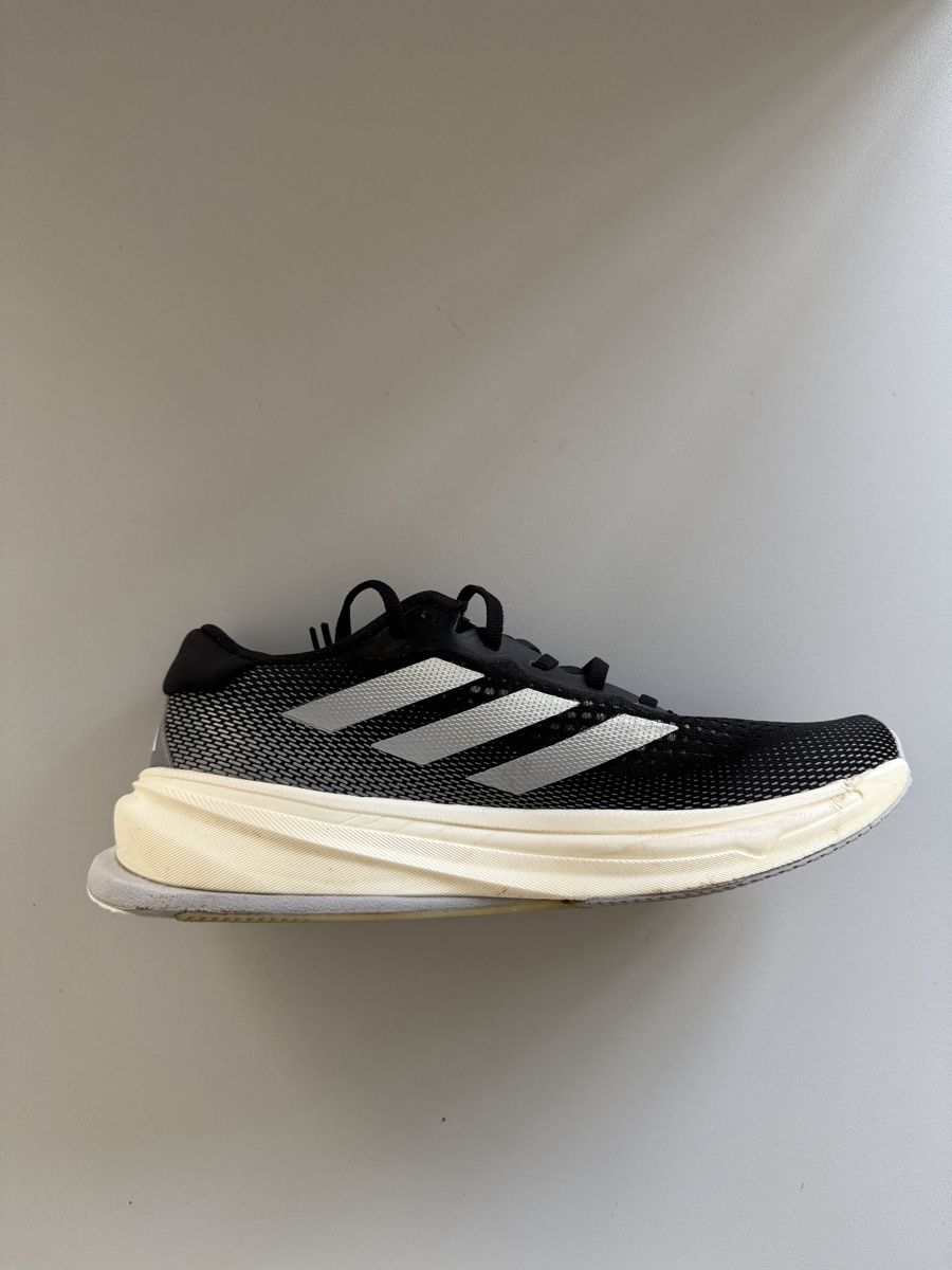 Adidas Scarpe da uomo: Adidas Supernova Rise – Usato da Interlaken venduto da SamuelKulendran