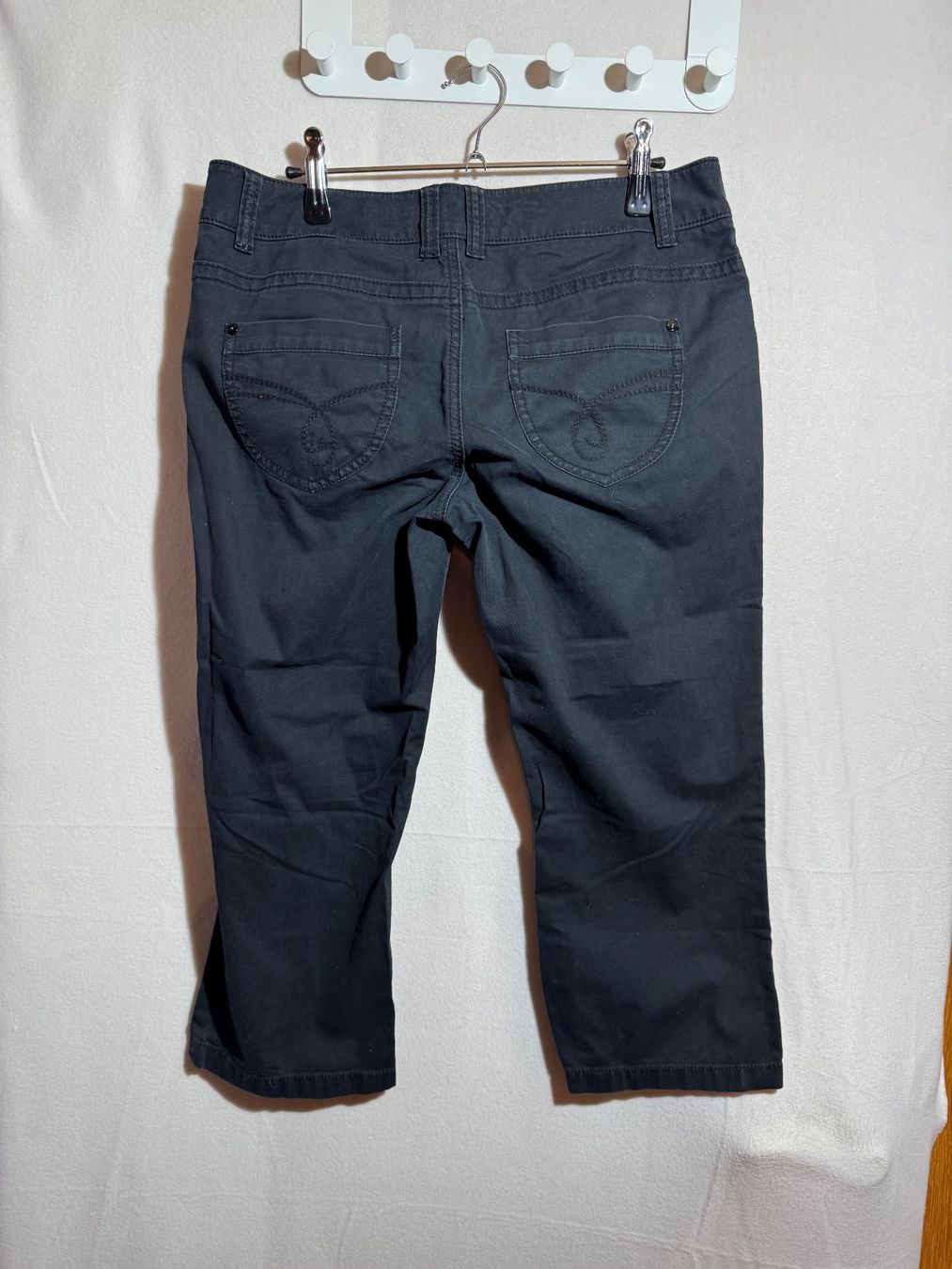 Esprit Jeans: Schwarze Jeans von Esprit Gr. 40 – Usato da Grosswangen venduto da SALE_SALE_SALE 5