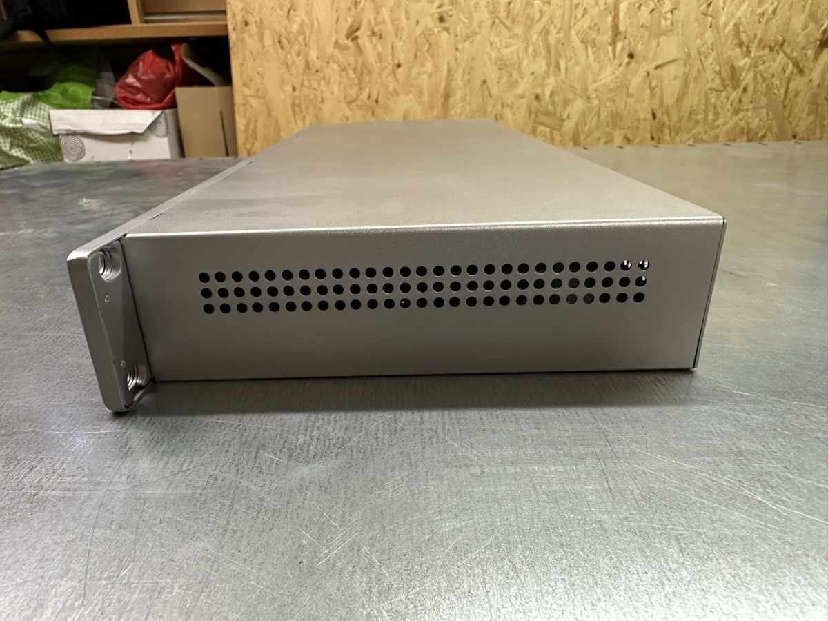 Unifi Modem & Router: UniFi Security Gateway Pro 4 (USG-PRO-4) – Usato da Luzern venduto da FrankGroebel 3