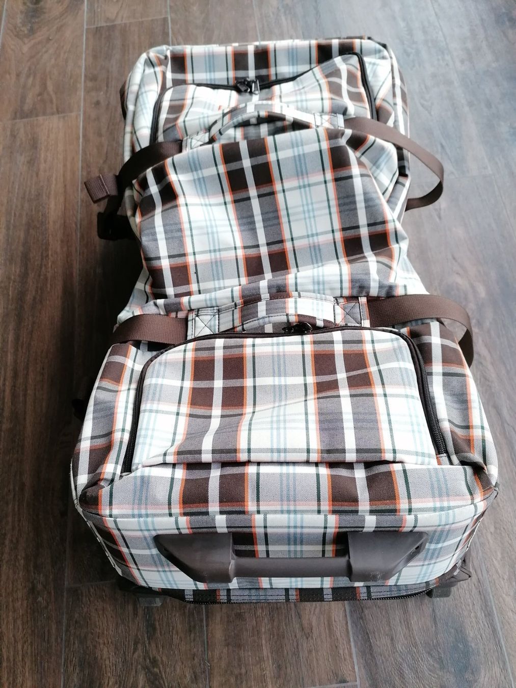Dakine Reisekoffer: Neuwertiger DAKINE SPLIT Rollkoffer, gross, 110l – Neu (gemäss Beschreibung) aus St. Margarethen TG von Mapy1