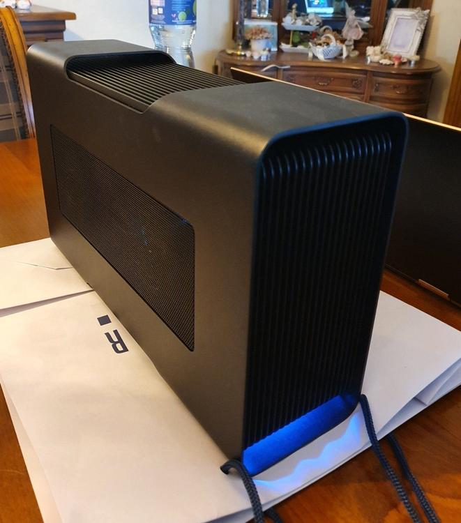Razer Core V2 Chroma RGB eGPU TB3 (Gebraucht) in Dübendorf für CHF 300 ...