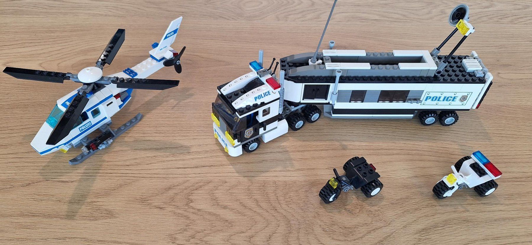 Lego Kit di costruzioni: Lego 7034 + 7741 – Usato da Genève venduto da BrickFanGe