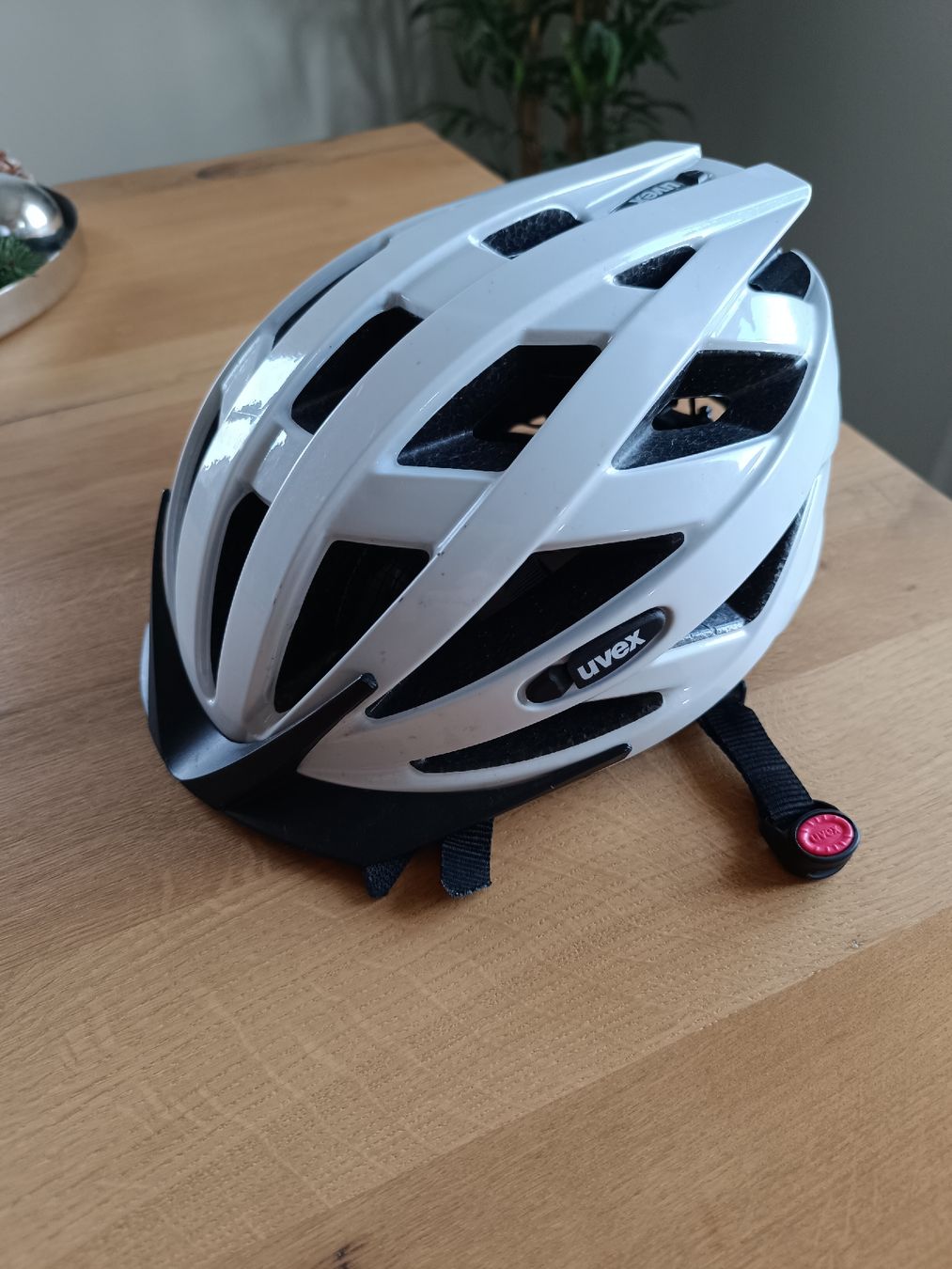 Uvex Caschi: Uvex Velo Helm 52-57cm – Usato da Lenzburg venduto da mzuibd_tzpk 1