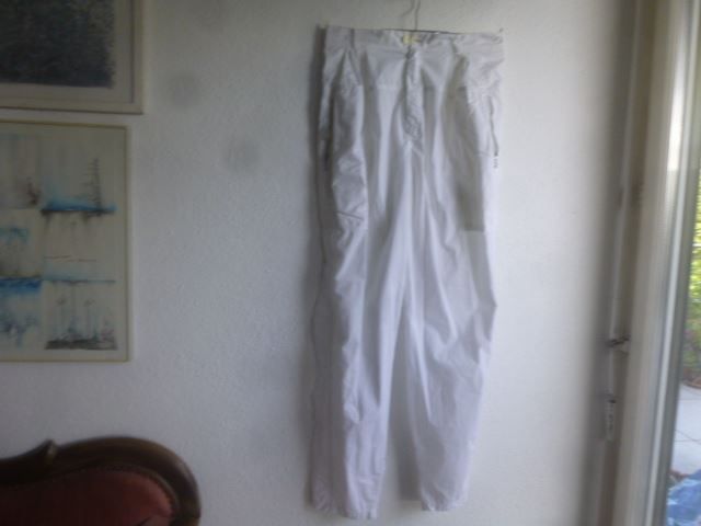 Pantaloni: Hose Weiss Gr. 42 Baumwolle – Usato da Hinwil venduto da Glasperlen 1