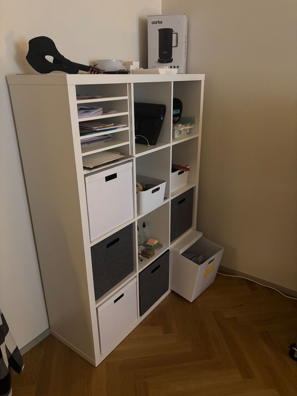 Ikea Scaffali: Wohnungskommode weiss, sehr gut erhalten – Usato da Basel venduto da Vasistha