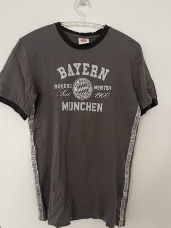 FC Bayern München T-Shirt - Grösse M-L