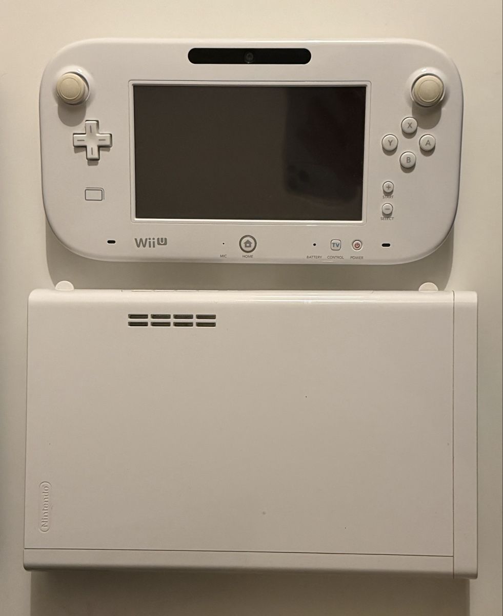 Nintendo Console: Console Nintendo Wii U blanc – Usato da Morges venduto da sam_2p69 1