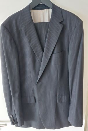Herren Anzug Hugo Boss, Grösse 106