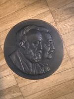 Metall Platte - Gottfried Keller und C.F. Meyer