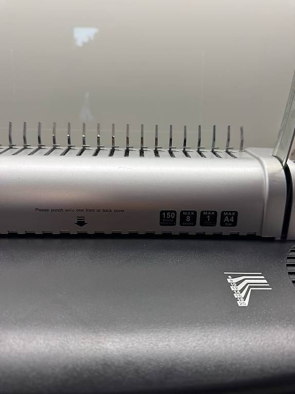 Machines à relier: Sprialbindegerät – D'occasion à Aesch BL par Lauro123 1