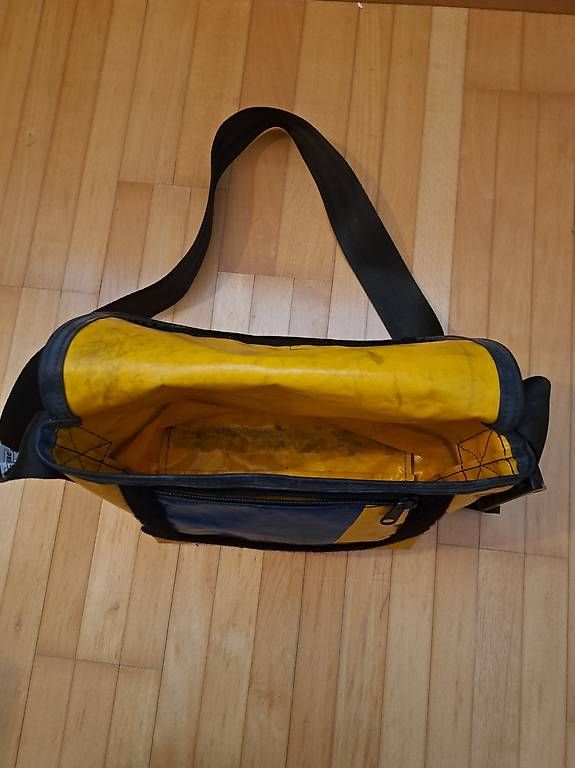 Freitag Sacs: Freitag Umhängetasche – D'occasion à Staufen par Regula1988 3