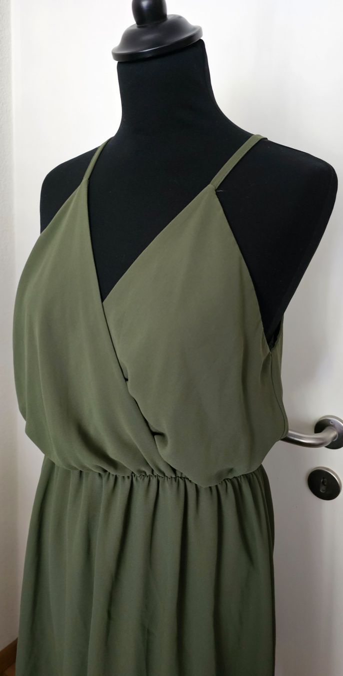 Vestiti: Robe -Taille S/M – Usato da Court venduto da Jovi2 2