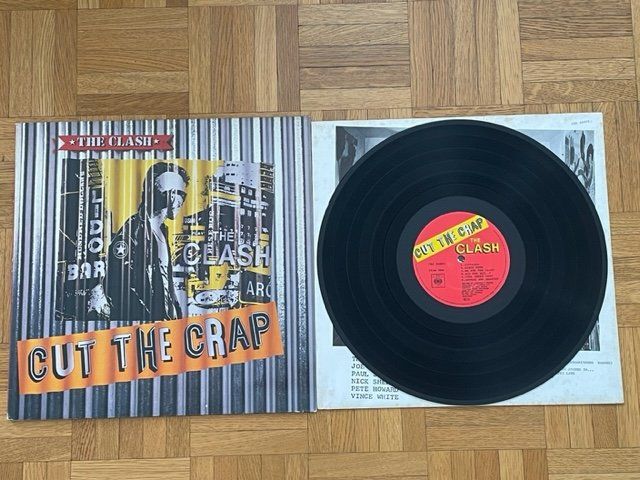 Dischi in vinile: Clash 1985 Cut the crap (LP+ inner) – Usato da Territet venduto da Yvanz