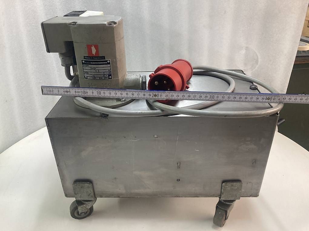 Pumpen & Teile: Kühlwasserpumpe 380 Volt – Gebraucht aus Löhningen von Strubi49 2